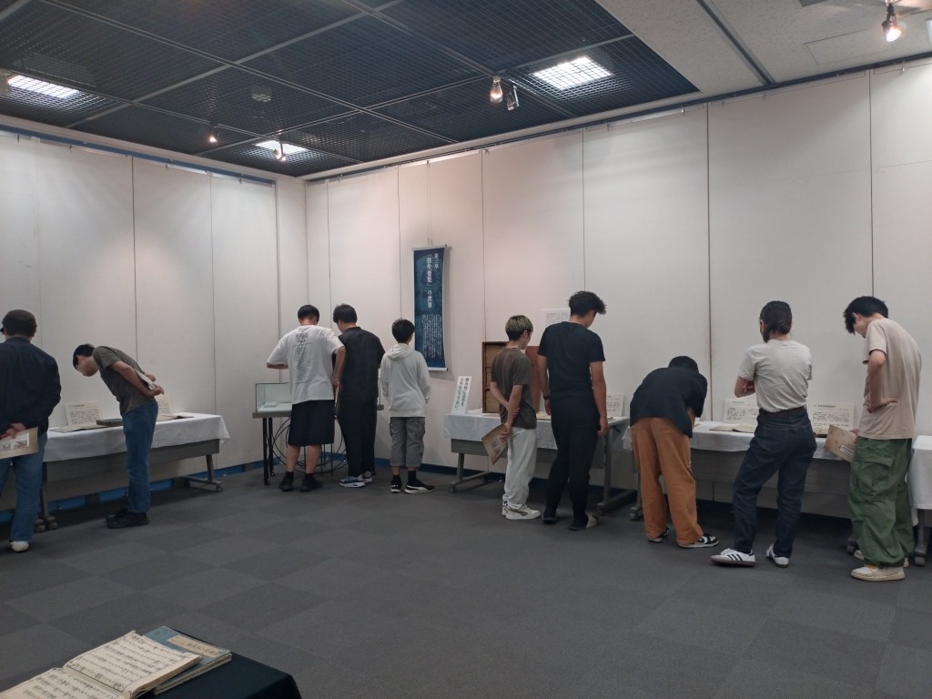 補講での観覧学習の様子１