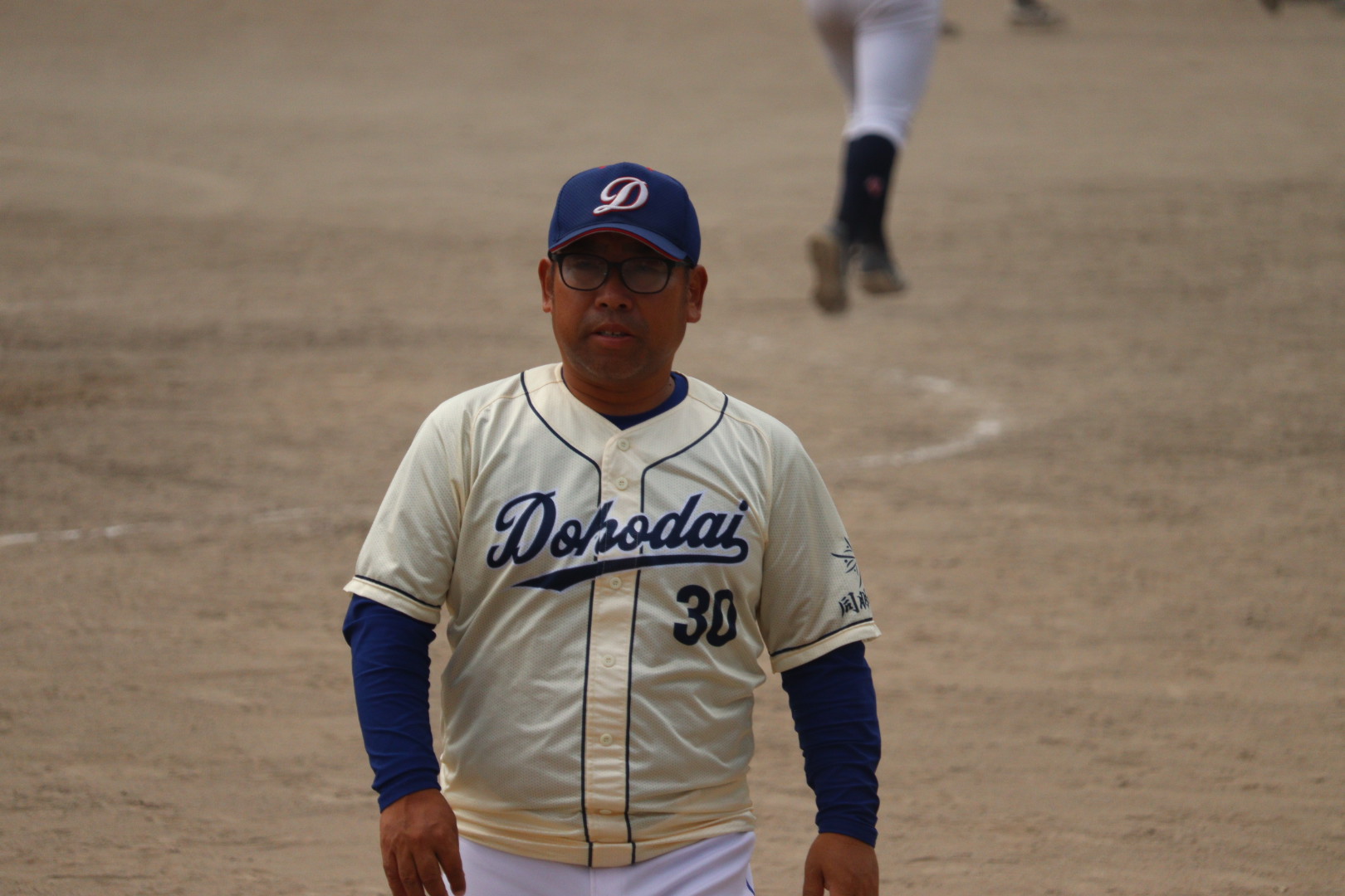 内村監督の写真