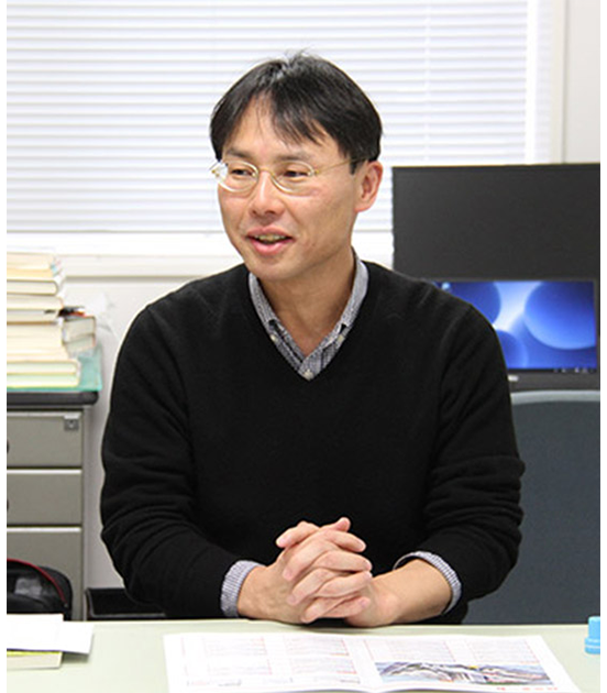 三川智央 准教授の写真