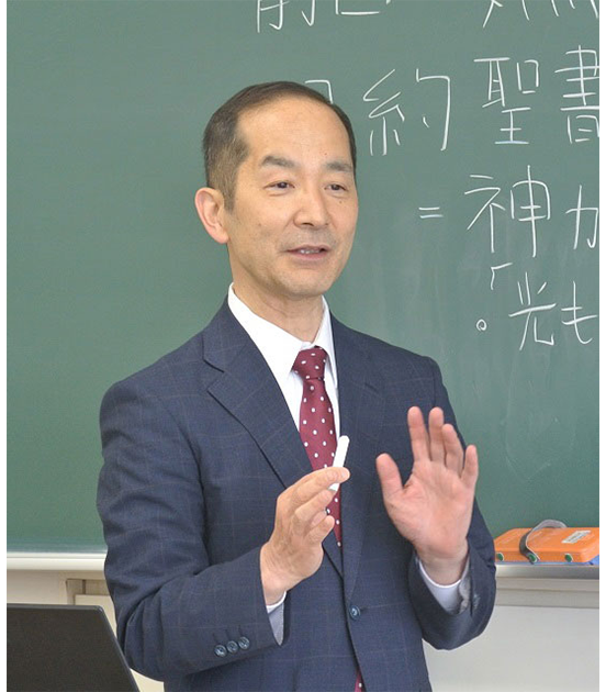 山脇 雅夫 教授の写真